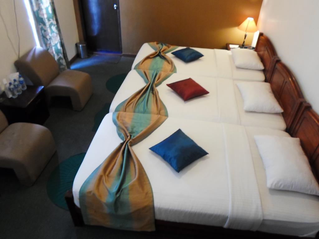 Binota Hotel Nuwara Eliya Chambre photo