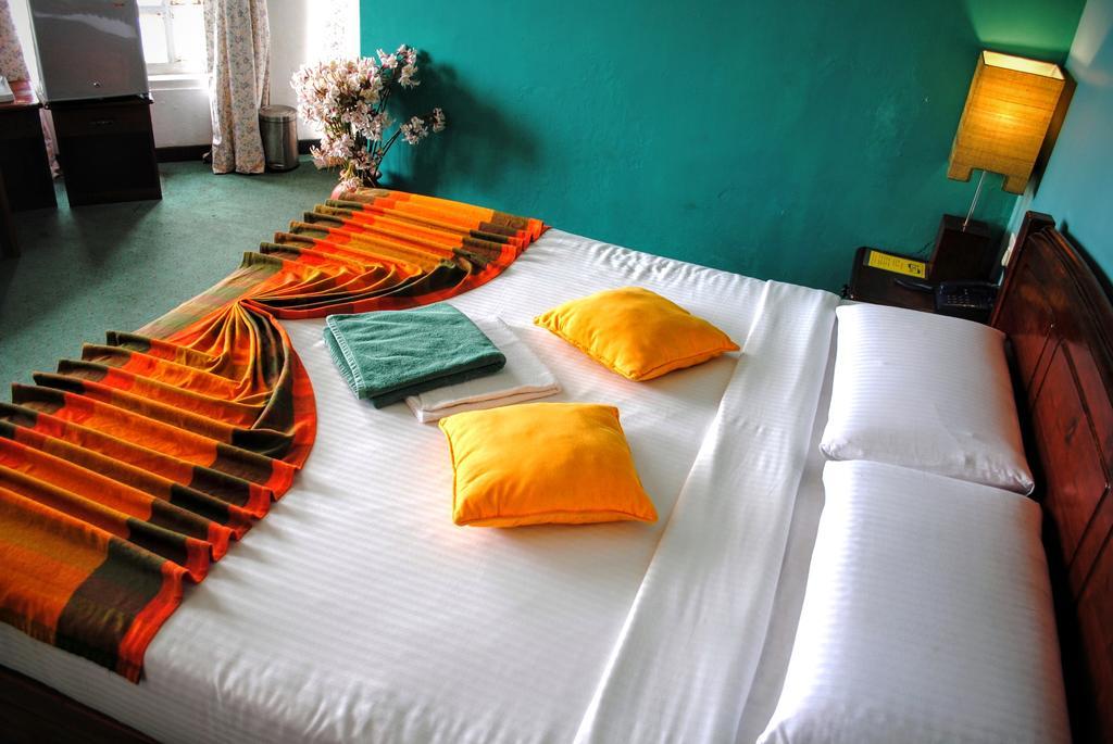 Binota Hotel Nuwara Eliya Extérieur photo