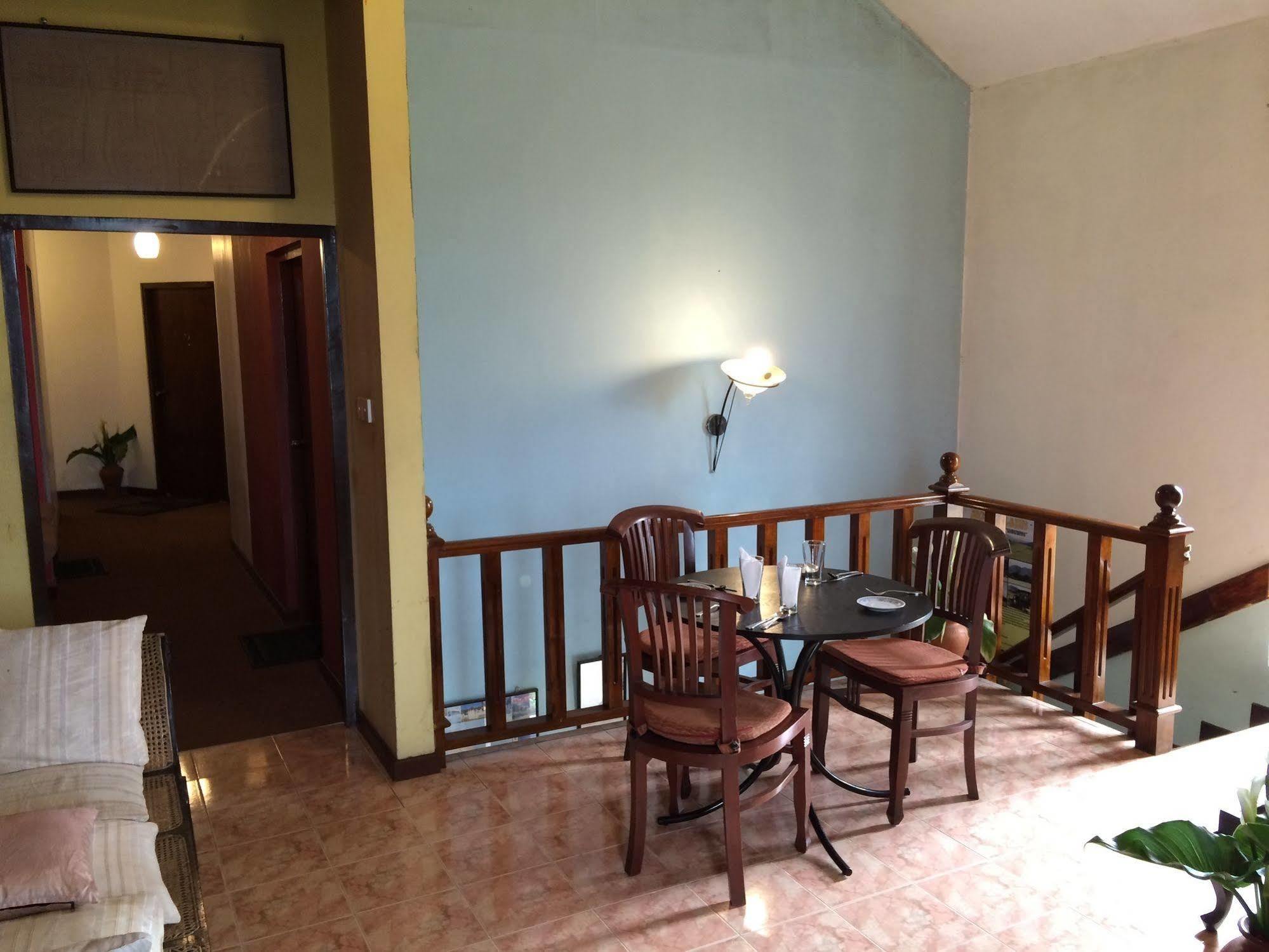 Binota Hotel Nuwara Eliya Extérieur photo
