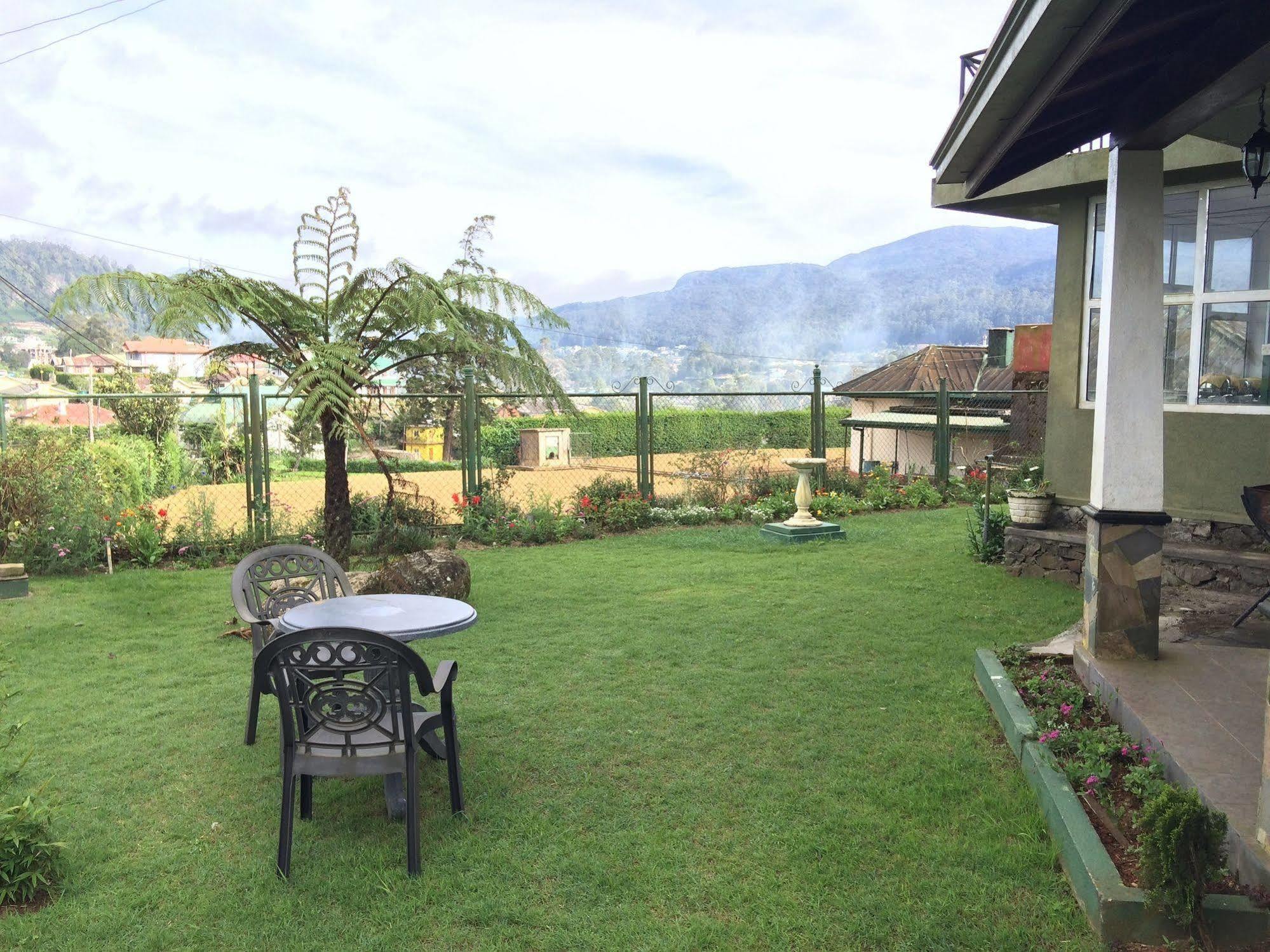 Binota Hotel Nuwara Eliya Extérieur photo